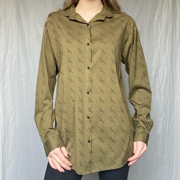 Balenciaga XL Green And Black Logo Button Up Collared Long Sleeve Shirt - Picture 5 of 14